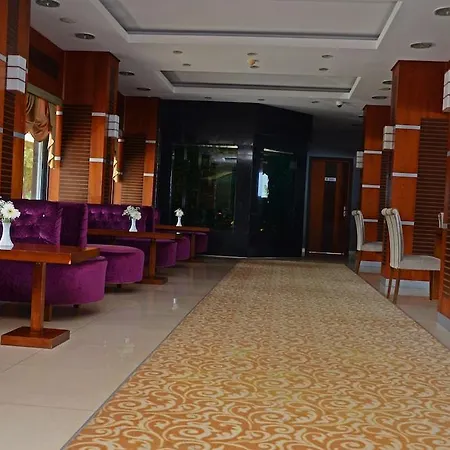 Hotel Lara 3*