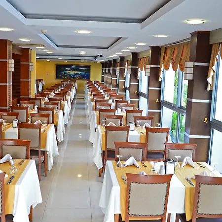 Hotel Lara